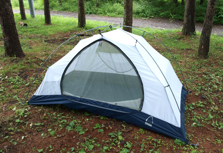 SIERRA DESIGNS：Half Moon 2: 自転車とアウトドアライフ（遊び）