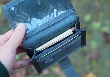 Maxpedition：Urban Wallet（変わった小物いれ）: 自転車とアウトドア