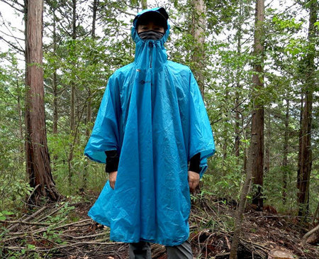 SEA TO SUMMITの超軽量ポンチョ『Ultra-Sil Nano Poncho』: 自転車とアウトドアライフ（遊び）